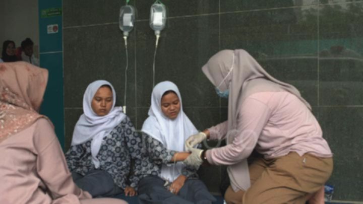 Misteri Keracunan Massal: Makan Siang Gratis di Bandung Barat
