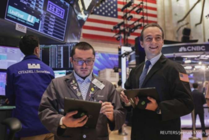 Wall Street Reli, S&P 500 Cetak Rekor Penutupan Tertinggi Baru