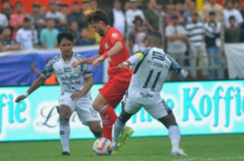 Bali United Taklukkan Semen Padang, Penalti Warnai Laga Sengit