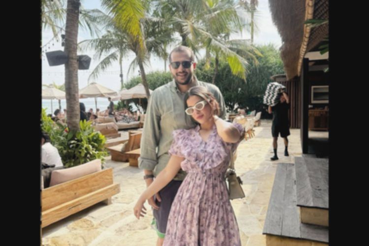 Tasya Farasya dan Ahmad Assegaf: Cinta Bersemi, Kini Berakhir?
