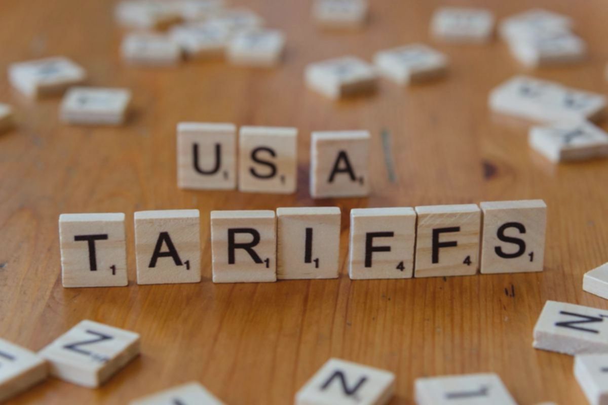 Pasar Kerja AS Loyo: Trump dan The Fed dalam Tekanan