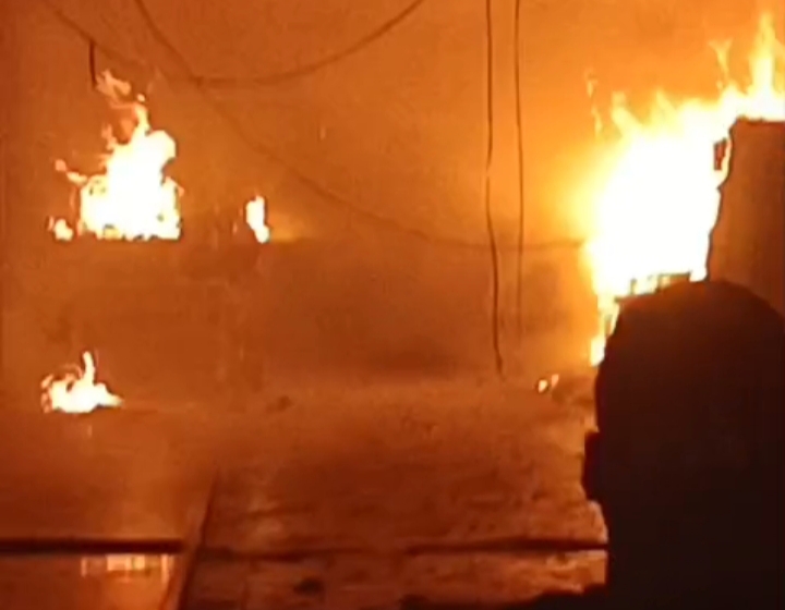 Api Lahap Pasar Raya Padang, Kerugian Mencapai Miliar Rupiah