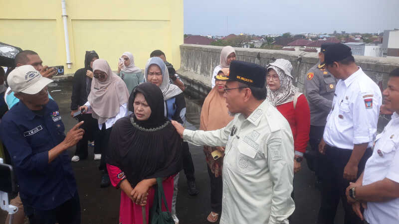 Siswa Padang Berlatih Evakuasi Tsunami, Wawako Imbau Warga Siaga
