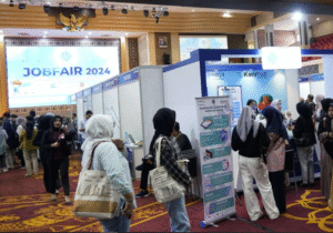 Sumbar Catat Kenaikan Usia Kerja, Pengangguran Turun Tipis