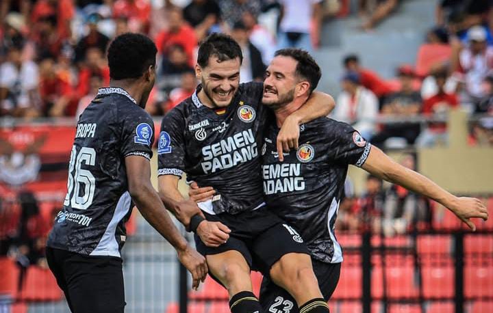 Persijap Jepara Imbangi Semen Padang, Babak Pertama Sengit