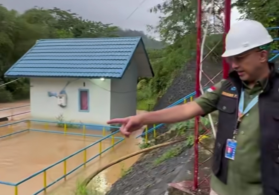 Banjir Padang Hentikan Produksi Air, Intake Tersumbat Total