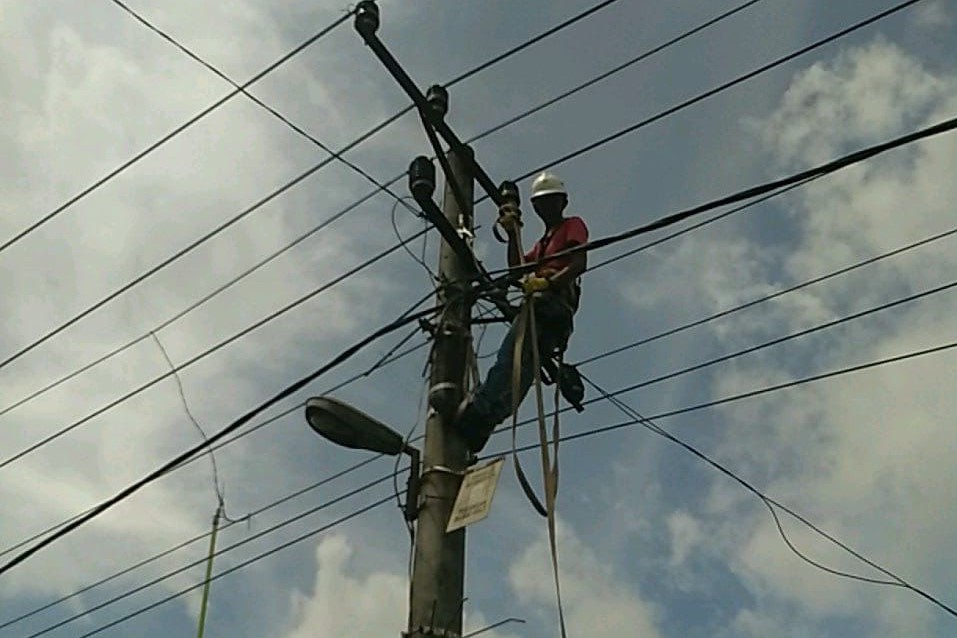 PLN Klarifikasi Isu Pemadaman Listrik Padang Pasca Banjir