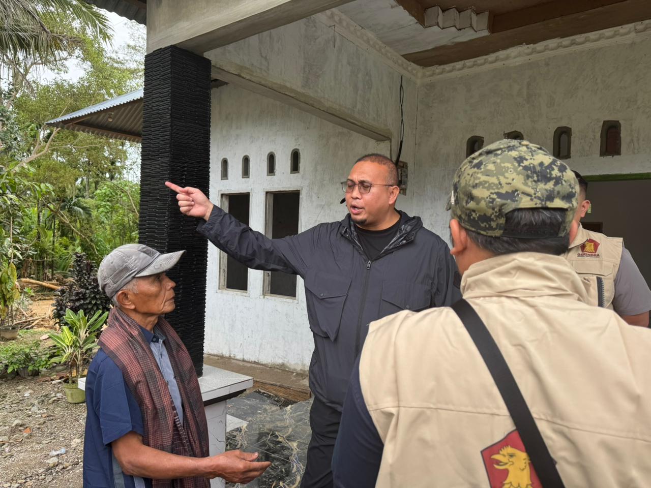 Banjir Sumbar, Andre Rosiade Gerak Cepat Bantu Warga