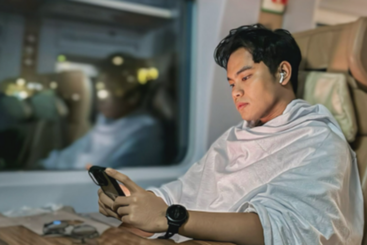 Insanul Fahmi Terpikat Inara Rusli: Bisnis Bersemi, Cinta Menyusul
