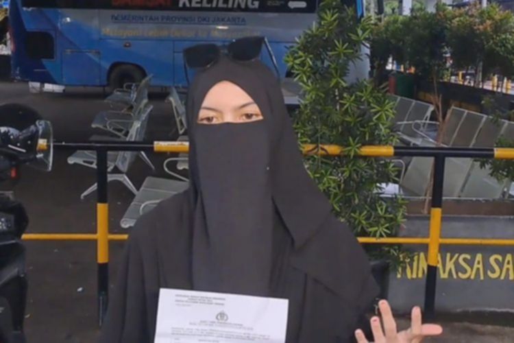 Wardatina Mawa Ungkap Rekaman CCTV Perselingkuhan Suami dan Selebgram