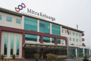 Kinerja Moncer 2026: Pilih Saham HEAL, MIKA, atau SILO?