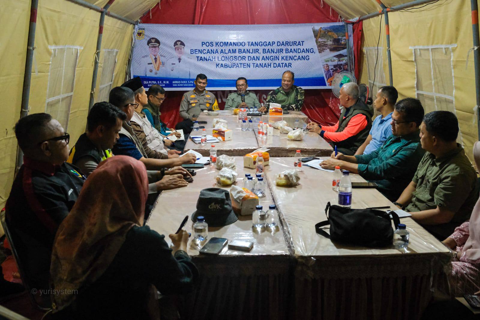 Tanah Datar Atasi Isolasi, Dapur Umum Segera Dipenuhi