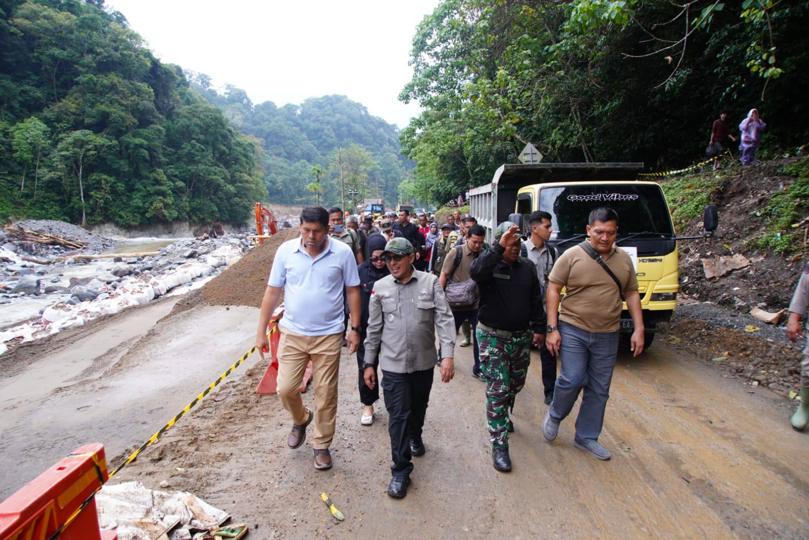 Lembah Anai: Uji Coba Jalan Dimulai, Perbaikan Dikebut