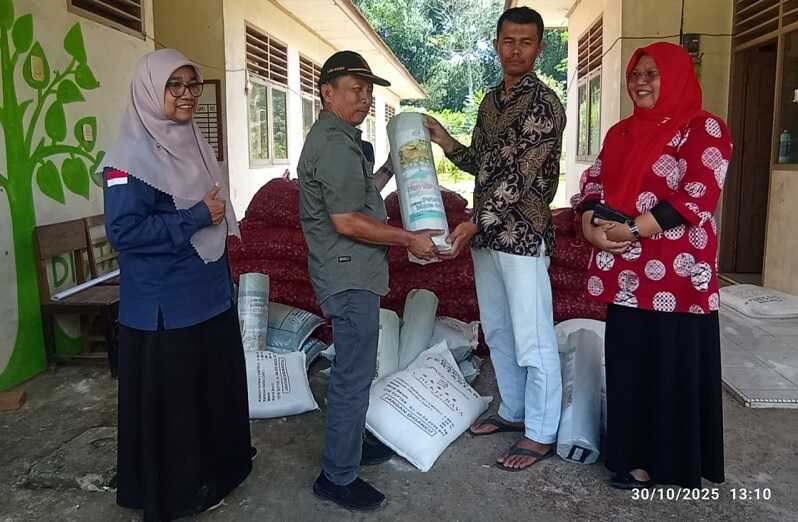 Agam Pacu Petani Kembangkan Bawang Merah Pasca-Erupsi