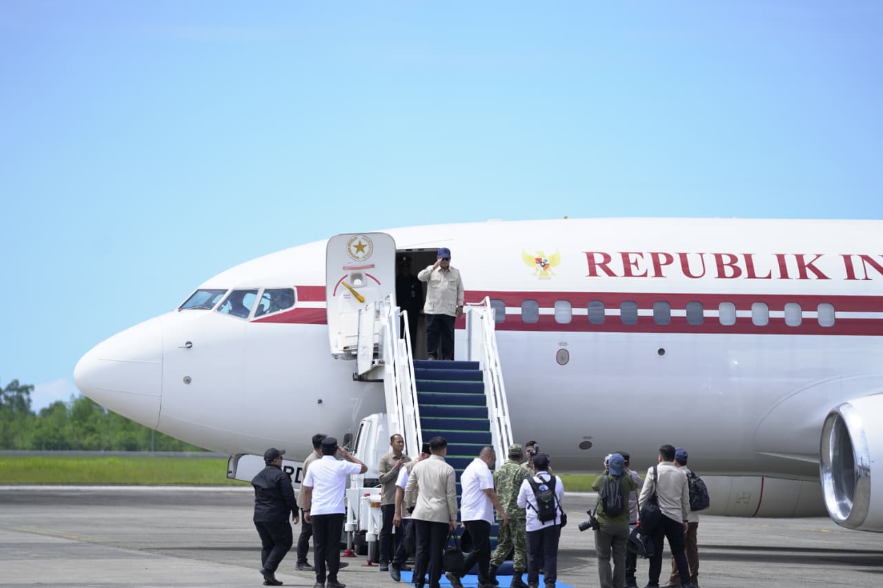 Prabowo Tinjau Lokasi Bencana di Sumbar, Pemprov Minta Tambahan 20 Jembatan Bailey