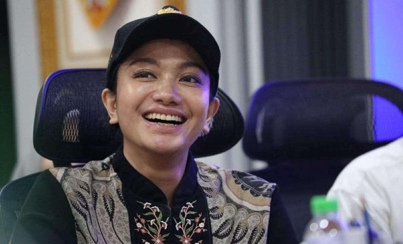 Dharmasraya Ganti Karangan Bunga dengan Bibit, HUT Lebih Hijau