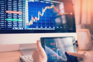 IHSG Menguat, Kapitalisasi Pasar Sentuh Rekor Rp 15.882 Triliun!