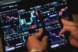 Saham Teknologi Ungguli Pasar: DCII, INET, IRSX Jadi Motor Penggerak?