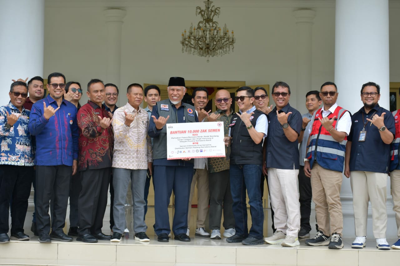 Semen Indonesia Gerakkan Rehabilitasi Sumbar Pascabencana, Salurkan Bantuan