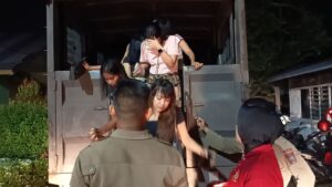 Satpol PP Padang Razia, Amankan Pelanggar Jam Malam