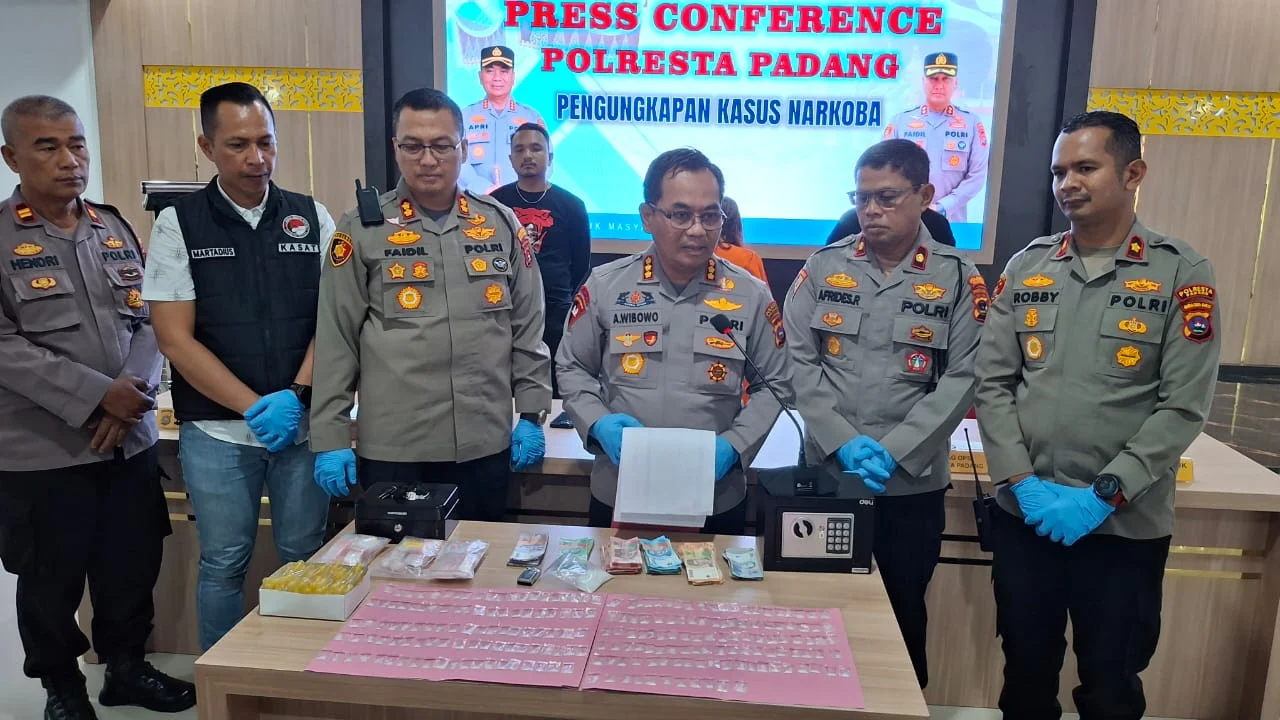 Polisi Bongkar Jaringan Sabu, Bandar Wanita Ditangkap di Padang