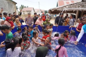 PLN-Polda Sumbar Bangun Akses Air Bersih di Pariaman