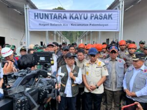 BNPB Bangun Huntara, Warga Sumbar Tinggalkan Pengungsian Berangsur