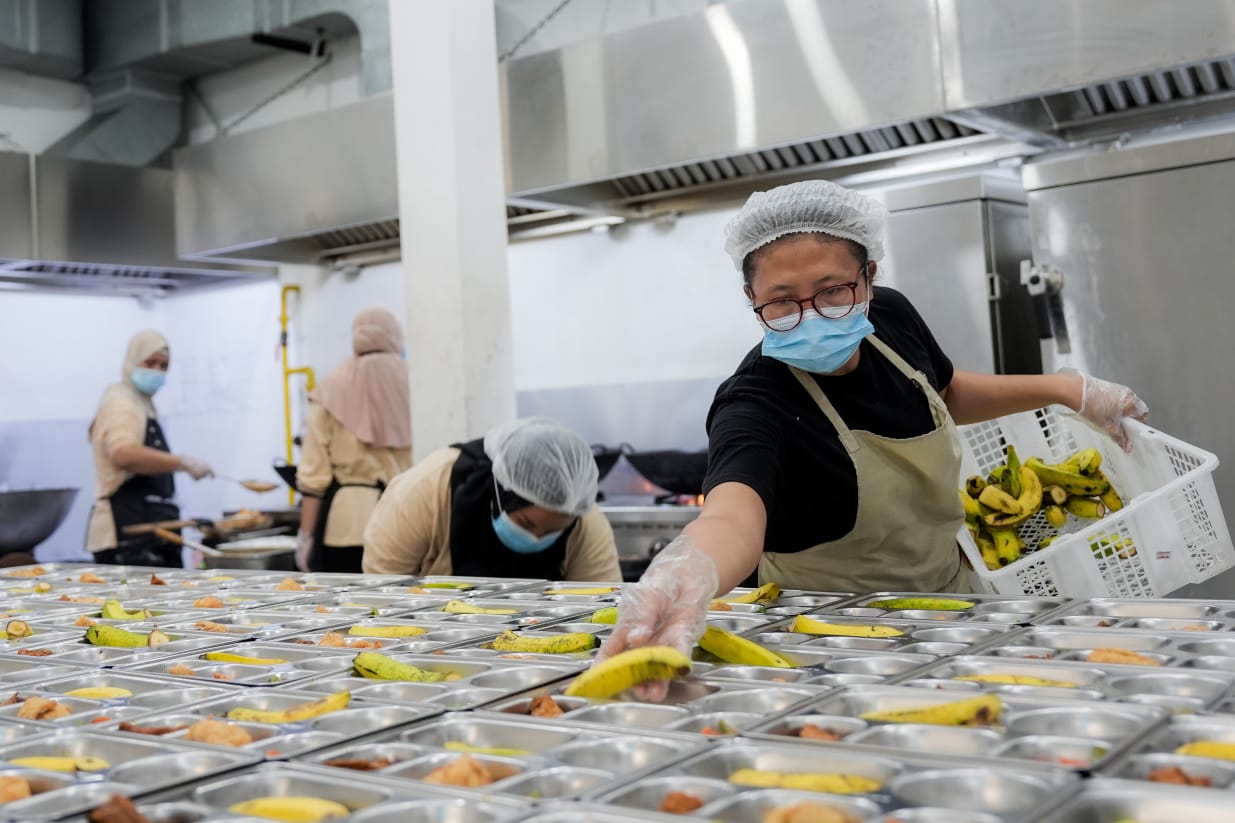 Keracunan Massal Hantui MBG, Standarisasi Nasional Mendesak Dilakukan