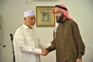 Sumbar Salurkan Bantuan, Gubernur Genggam Erat Solidaritas untuk Palestina