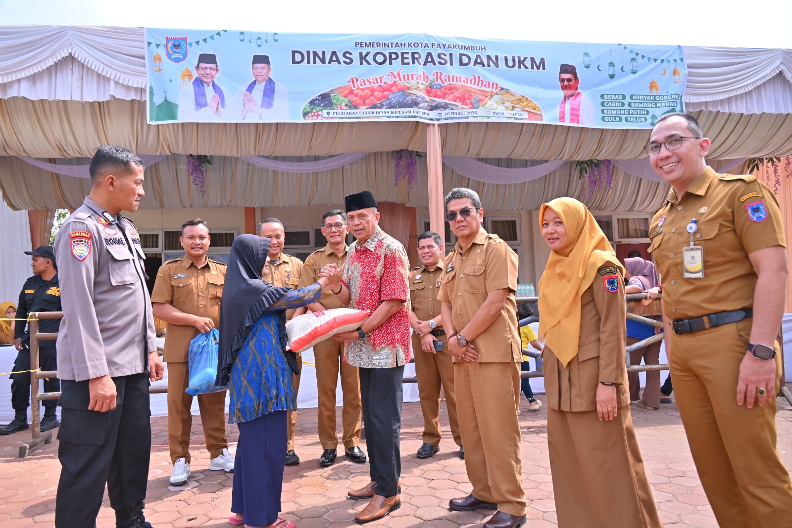 Payakumbuh Gelar Pasar Murah, Warga Serbu Kebutuhan Pokok