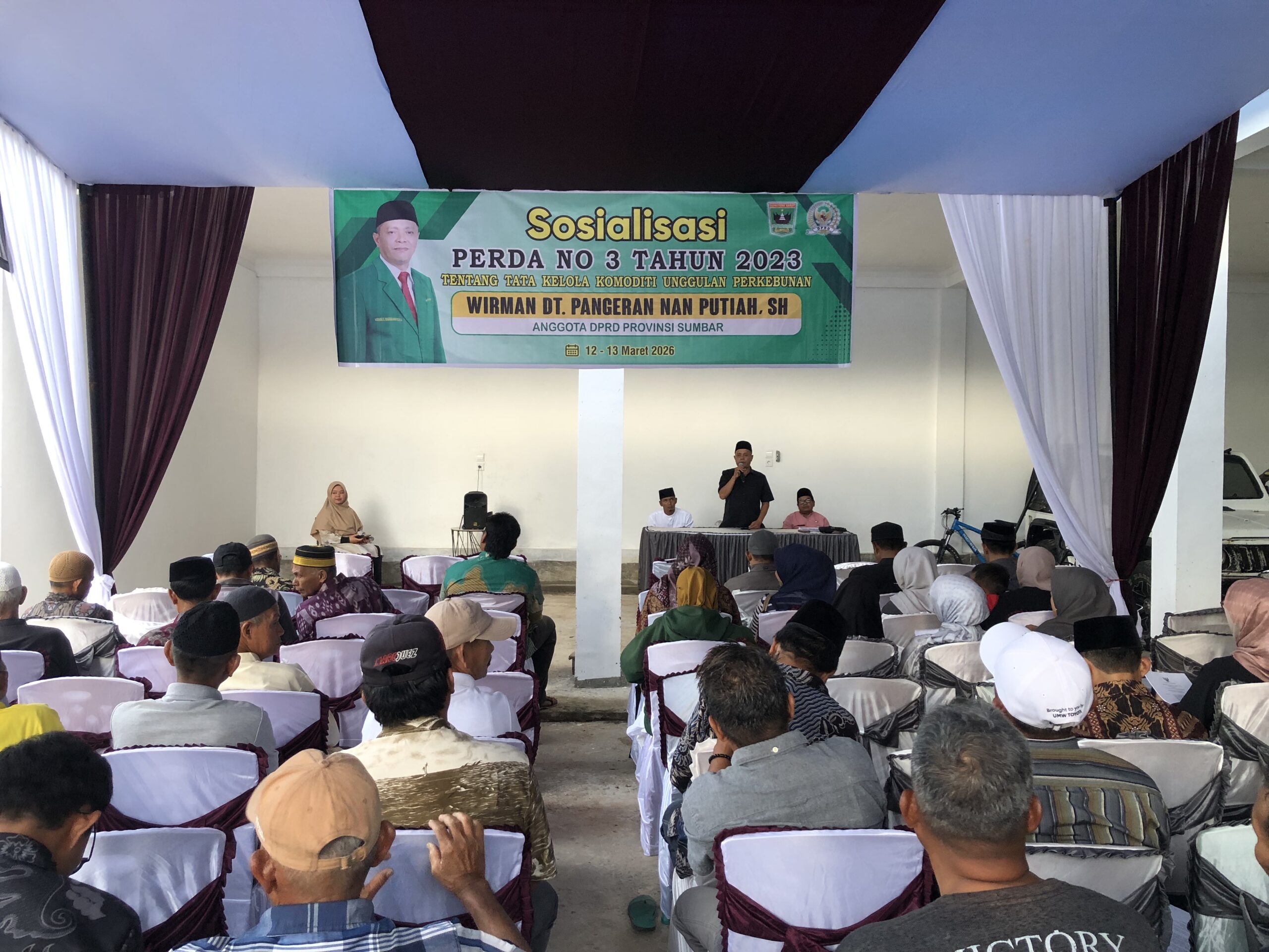 Wirman Pangeran Sosialisasikan Perda, Petani Sumbar Mendengar