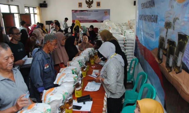 DPR Dorong Verifikasi Bansos, Pastikan Tepat Sasaran!