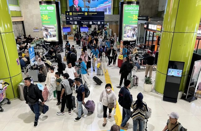 Arus Balik, KAI Catat Ribuan Penumpang Tiba Jakarta