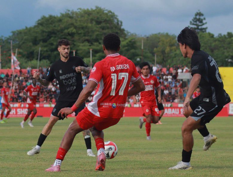 Semen Padang Jegal Persib, Taktik Disiapkan, Zona Degradasi Menanti