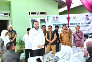 Padang Bedah Rumah, Wako Resmikan Hunian Layak Buruh