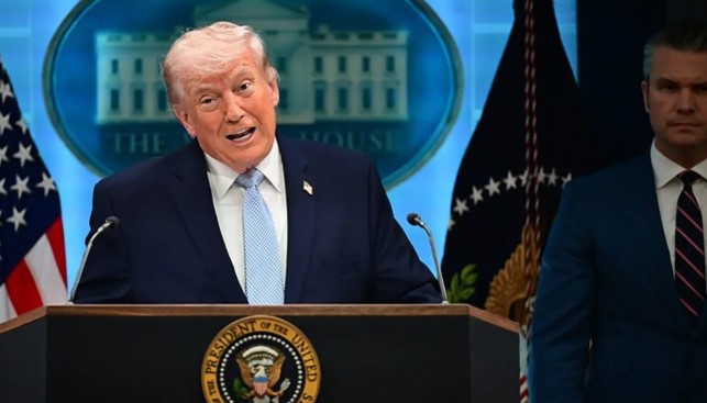 Trump Kritik Paus Leo XIV Terkait Kebijakan Luar Negeri AS
