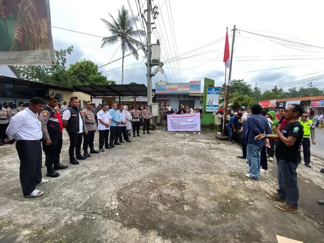 Pemkab Lima Puluh Kota Mediasi Konflik Masyarakat dan Wali Nagari