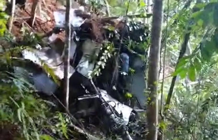Helikopter Hilang Kontak, Tim Gabungan Cari Korban di Hutan Sekadau