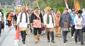 Wagub Sumbar Dorong Pawai Budaya Perkuat Solok