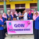 penuh-haru,-gow-payakumbuh-peringati-hari-kartini-di-panti-jompo