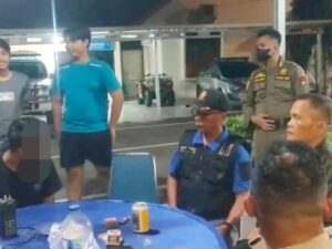 Satpol PP Padang Amankan Pasangan di Kamar Kos