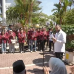 fadly-amran-lepas-312-mahasiswa-unes-aai-jadi-verifikator-lapangan-padang-rancak-award-2026