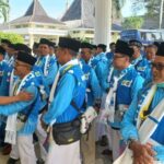 pemerintah-majalengka-pastikan-kesehatan-jamaah-haji-terpenuhi,-437-orang-kloter-6-resmi-diberangkatkan