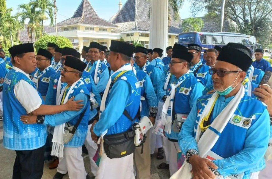 Pemerintah Majalengka Pastikan Kesehatan Jamaah Haji Terpenuhi, 437 Orang Kloter 6 Resmi Diberangkatkan