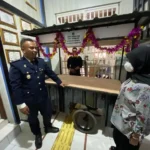 bantu-usaha-keluarga-warga-binaan,-lapas-kelas-ii-b-tanjung-pati-serahkan-gerobak