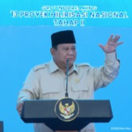 prabowo-tegaskan-setop-jual-bahan-mentah,-40-proyek-besar-dipacu-2026