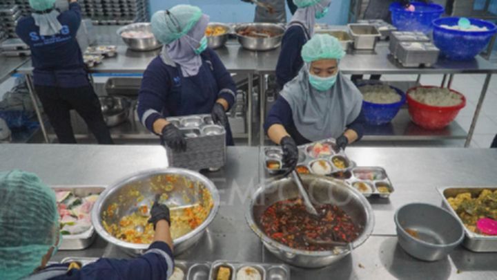 Pemerintah Targetkan Pusat Kendali Makan Bergizi Gratis Beroperasi Mei 2026