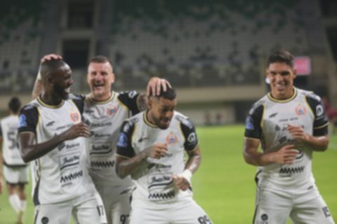 Persija Jakarta Curi Tiga Poin di Markas PSBS Biak