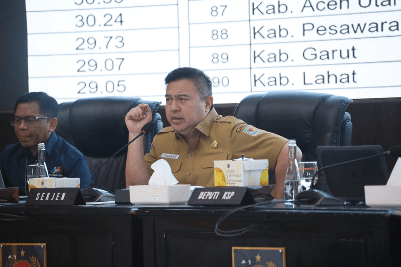Kemendagri Instruksikan Pemerintah Daerah Kendalikan Harga Cabai Merah