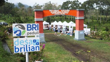 BRI Peduli Salurkan Proyektor dan Alat Tulis di Bandung